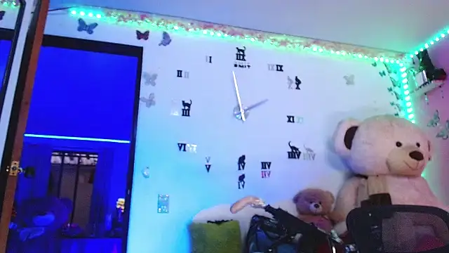 goddess BigassCock online show from April 2026 10:00:02 PM