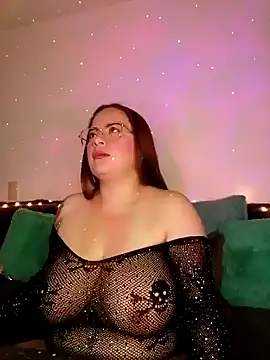 soofy   online show from November 2025 03:32:01 AM