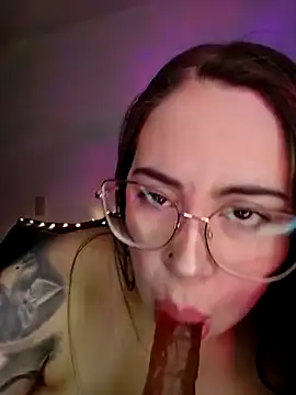 soofy   online show from February 2026 06:19:02 AM