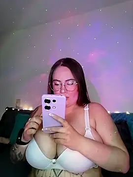 soofy   online show from February 2026 04:44:02 AM