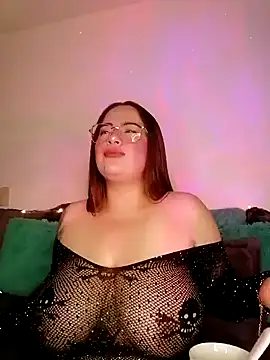 soofy   online show from December 2025 04:23:02 AM