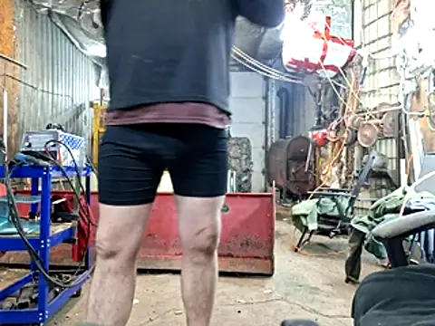 Frankdick01 online show from November 2025 03:40:02 AM