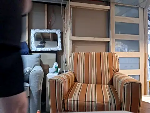 Frankdick01 online show from March 2026 06:59:02 PM