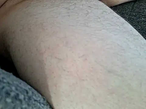 Frankdick01 online show from April 2026 10:07:01 PM