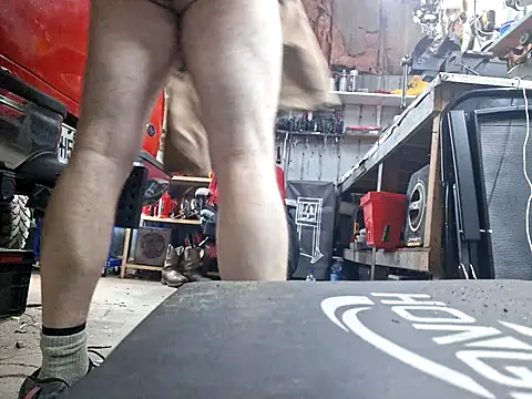 Frankdick01 online show from November 2025 06:50:02 AM