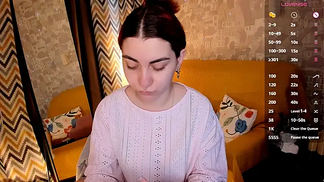 Snapshot of hannacheekss_ chatting on July 2026 02:11:02 AM hannacheekss online show from July 2026 02:11:02 AM