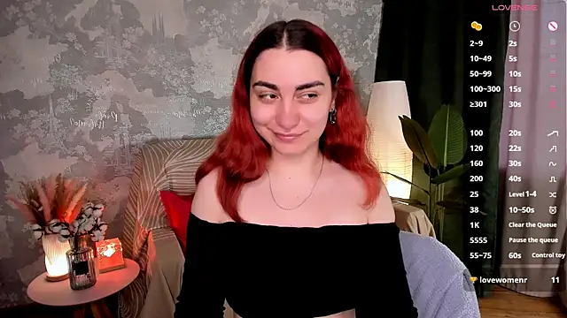 Snapshot of hannacheekss_ chatting on July 2026 02:05:17 AM hannacheekss online show from July 2026 02:05:17 AM