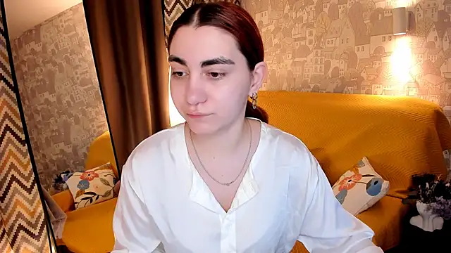Snapshot of hannacheekss_ chatting on June 2026 02:16:02 AM hannacheekss online show from June 2026 02:16:02 AM