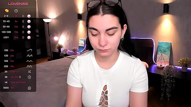 hannacheekss  online show from February 2025 02:08:02 AM