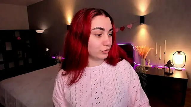Snapshot of hannacheekss_ chatting on June 2026 02:01:02 AM hannacheekss online show from June 2026 02:01:02 AM
