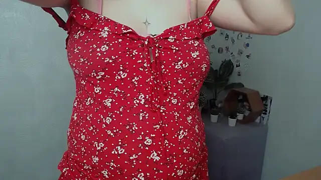 Snapshot of AliceSexyyy_ chatting on February 2026 04:45:01 AM AliceSexyyy online show from February 2026 04:45:01 AM