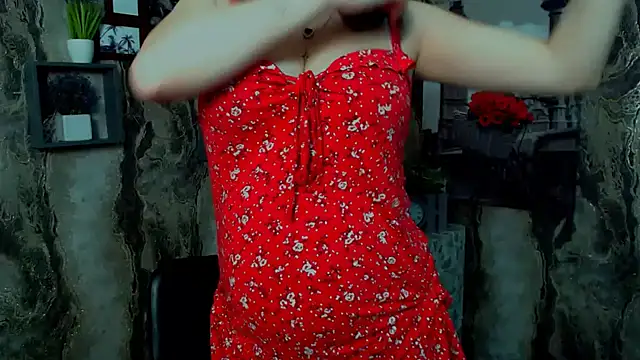 Snapshot of AliceSexyyy_ chatting on February 2026 04:32:01 AM AliceSexyyy online show from February 2026 04:32:01 AM