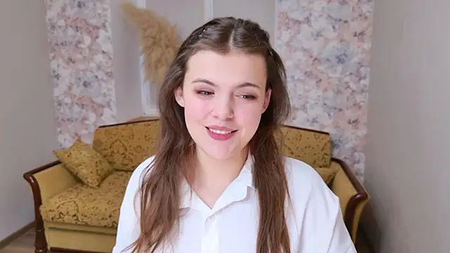 Snapshot of showmeparadise chatting on December 2025 01:43:02 PM showmeparadise online show from December 2025 01:43:02 PM