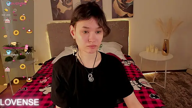 Emily Strikeee online show from March 2026 01:50:01 AM