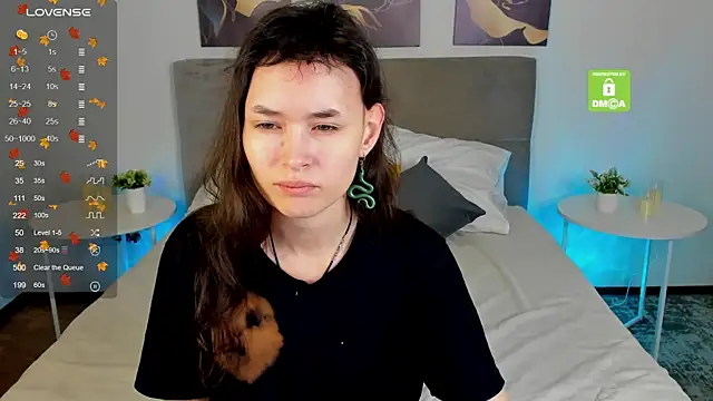 Snapshot of Emily_Strikeee chatting on November 2025 09:57:02 AM Emily Strikeee online show from November 2025 09:57:02 AM