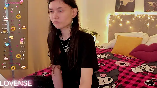 Emily Strikeee online show from February 2026 10:17:02 AM