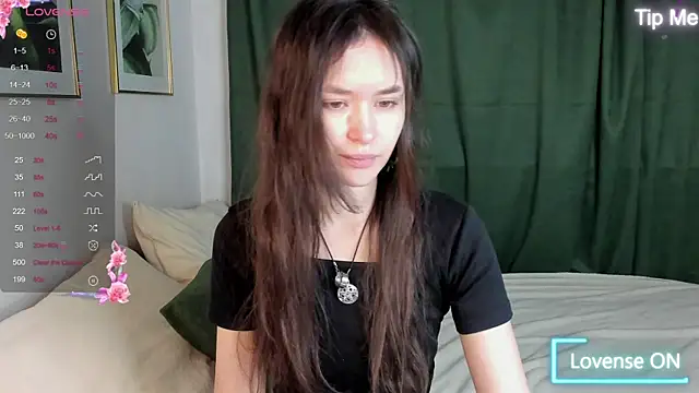 Snapshot of Emily_Strikeee chatting on November 2025 10:08:02 AM Emily Strikeee online show from November 2025 10:08:02 AM