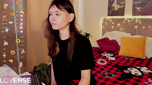 Emily Strikeee online show from February 2026 04:34:02 AM