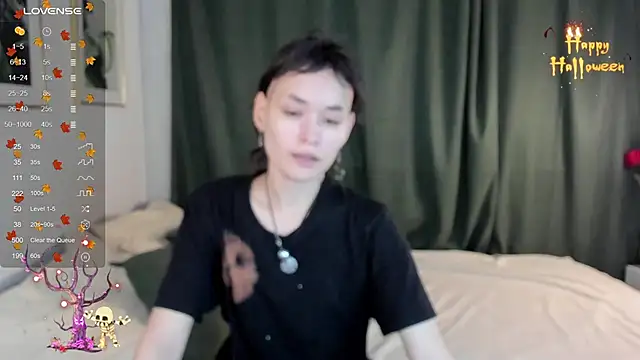 Snapshot of Emily_Strikeee chatting on November 2025 09:45:02 AM Emily Strikeee online show from November 2025 09:45:02 AM