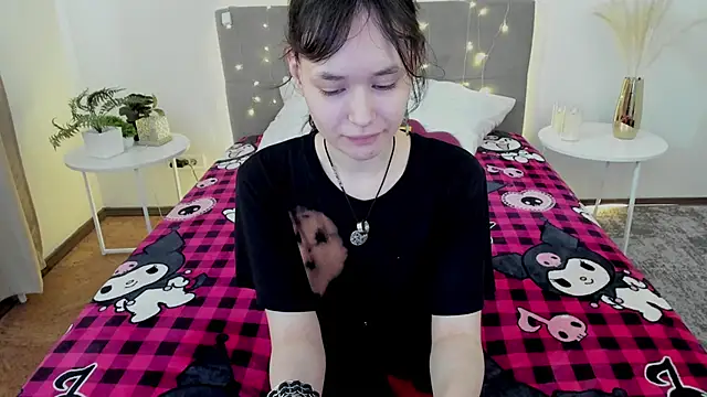 Emily Strikeee online show from May 2026 01:57:02 AM