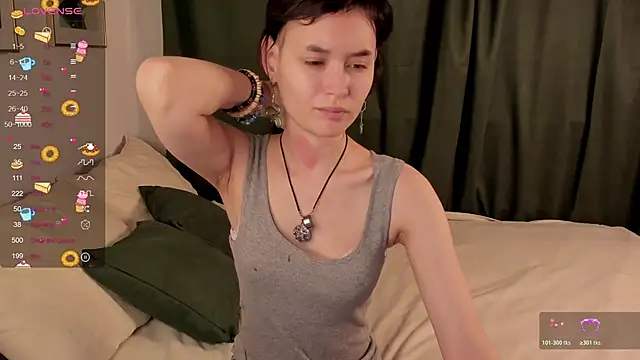 Snapshot of Emily_Strikeee chatting on November 2025 10:08:02 AM Emily Strikeee online show from November 2025 10:08:02 AM