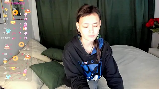 Emily Strikeee online show from September 2025 10:00:02 AM