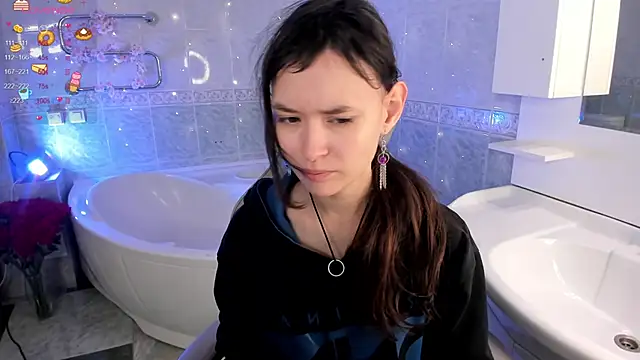 Emily Strikeee online show from October 2025 09:10:01 AM