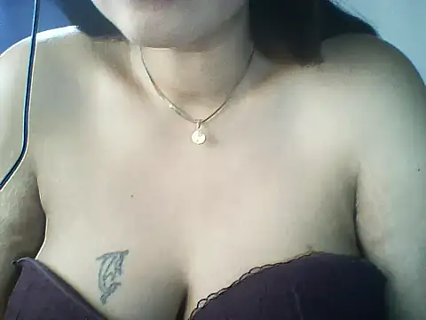 Snapshot of layanah12 chatting on June 2026 06:07:02 AM layanah12 online show from June 2026 06:07:02 AM