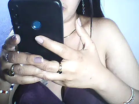 layanah12 online show from January 2026 07:10:02 PM