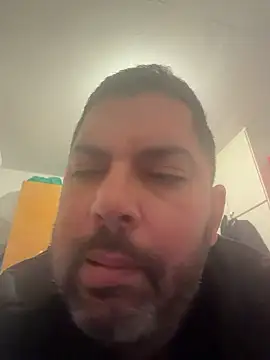 Snapshot of Johnny-Dicker_ chatting on January 2026 10:46:01 PM Johnny-Dicker online show from January 2026 10:46:01 PM