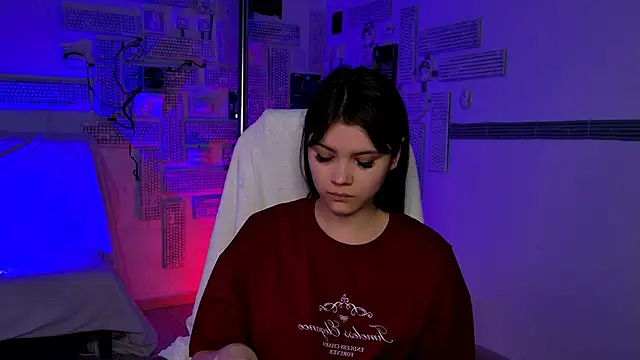 EvaThopson online show from February 2026 06:03:01 AM