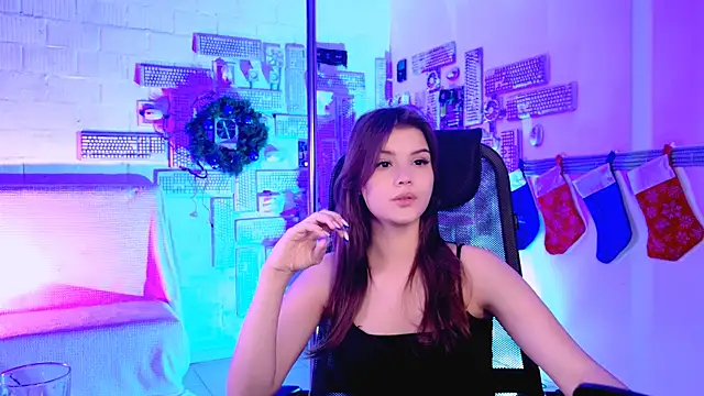 EvaThopson online show from December 2025 05:32:01 AM