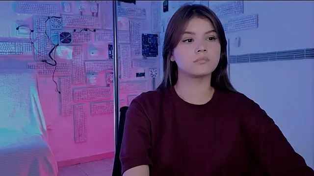 Snapshot of EvaThopson chatting on November 2025 12:08:02 PM EvaThopson online show from November 2025 12:08:02 PM