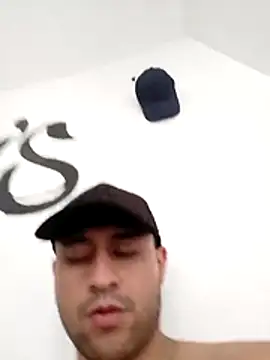 Hxnsovrgon online show from January 2026 06:23:01 PM