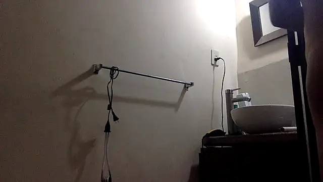 Hxnsovrgon online show from April 2026 04:17:01 AM