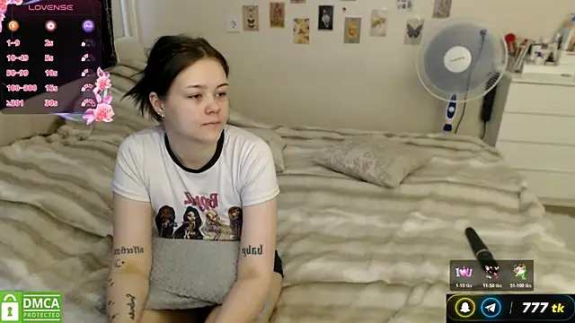 Snapshot of BettyandRich_ chatting on July 2026 08:47:01 AM BettyandRich online show from July 2026 08:47:01 AM