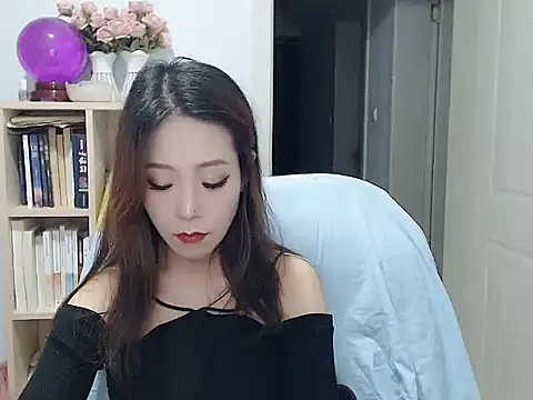 Snapshot of SuSushi728 chatting on November 2025 03:35:02 PM SuSushi728 online show from November 2025 03:35:02 PM