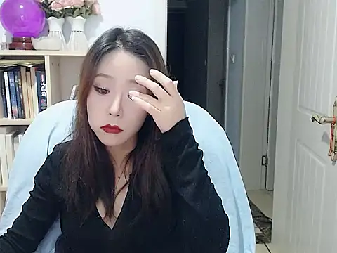 Snapshot of SuSushi728 chatting on December 2025 03:21:02 PM SuSushi728 online show from December 2025 03:21:02 PM