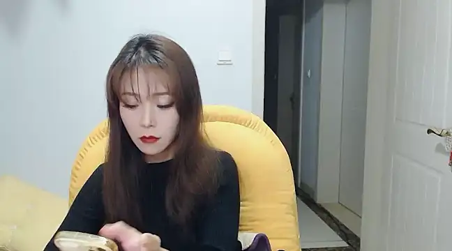 Snapshot of SuSushi728 chatting on January 2025 02:45:02 PM SuSushi728 online show from January 2025 02:45:02 PM