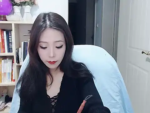 Snapshot of SuSushi728 chatting on February 2026 04:14:01 PM SuSushi728 online show from February 2026 04:14:01 PM