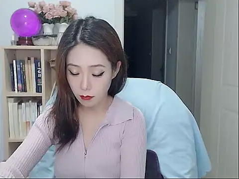 Snapshot of SuSushi728 chatting on October 2025 04:51:02 PM SuSushi728 online show from October 2025 04:51:02 PM