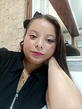 Emawalker  online show from March 2026 07:03:02 PM