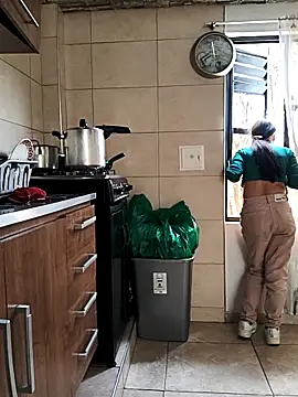 Tefannyy  online show from September 2025 04:49:02 PM