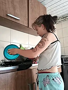 Tefannyy  online show from March 2026 03:23:01 PM