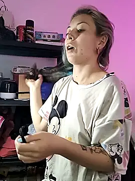 Tefannyy  online show from February 2026 02:28:01 PM