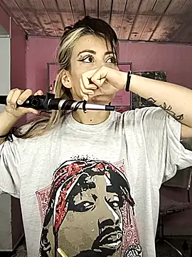 Tefannyy  online show from September 2025 04:02:01 PM