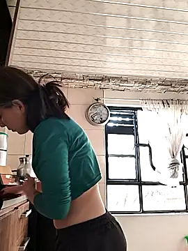 Tefannyy  online show from February 2026 12:51:02 PM