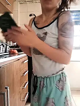 Tefannyy  online show from October 2025 01:44:02 PM