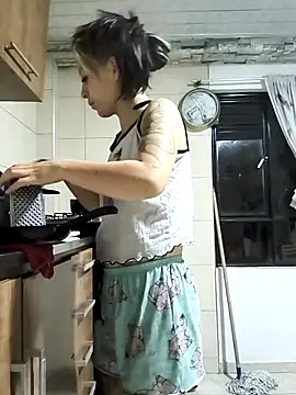 Tefannyy  online show from March 2026 10:35:02 AM