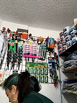 Tefannyy  online show from February 2026 03:45:01 PM